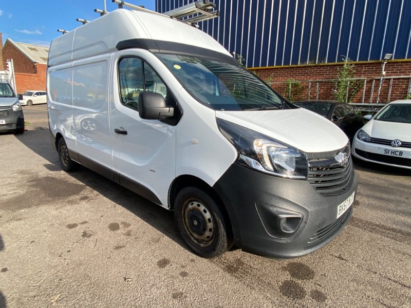 Used vauxhall sales vans surrey